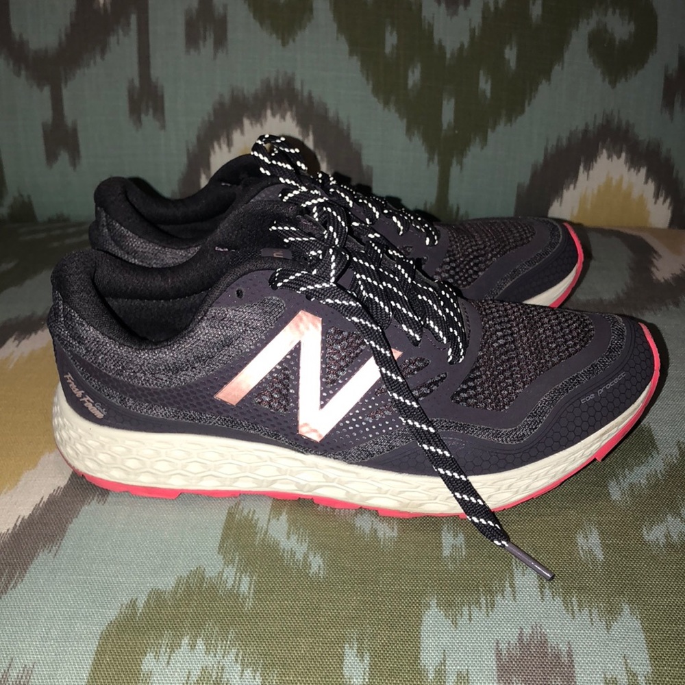 new balance tennis shoes